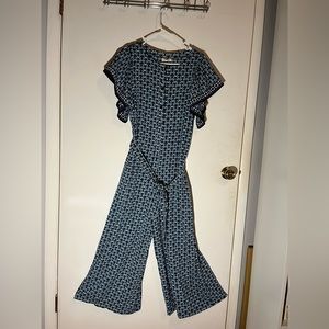 Max Studio women’s jumpsuit with flutter sleeve and comfortable wide leg